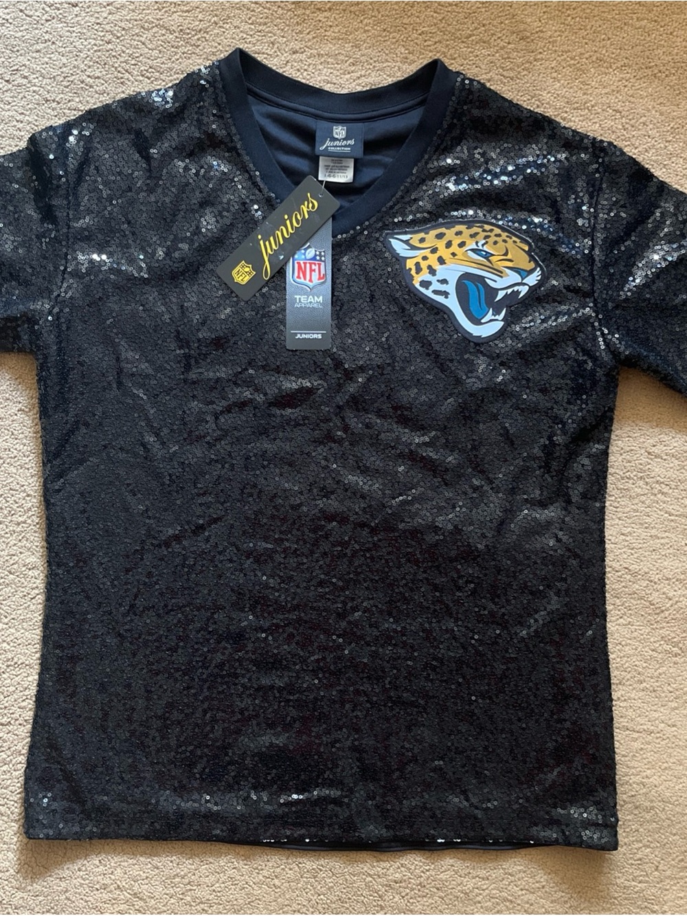 NFL Jacksonville Jaguars Black Sequin V Neck Tee Junior L- 11/13